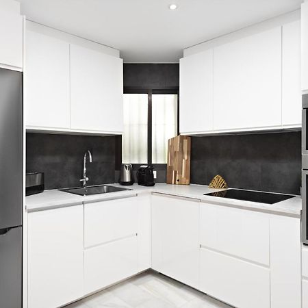 Two Bedroom Apartment In Puerto Banus With Terrace 마르베야 외부 사진