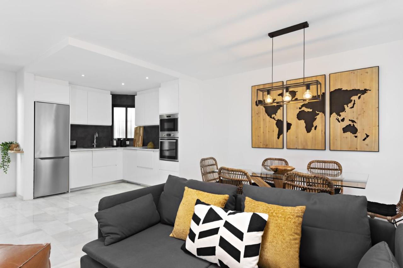 Two Bedroom Apartment In Puerto Banus With Terrace 마르베야 외부 사진