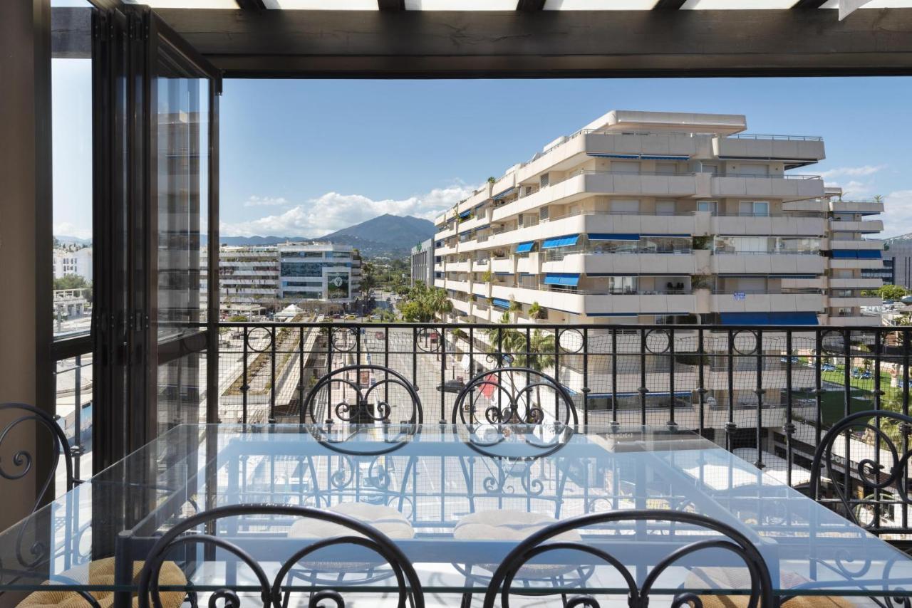 Two Bedroom Apartment In Puerto Banus With Terrace 마르베야 외부 사진